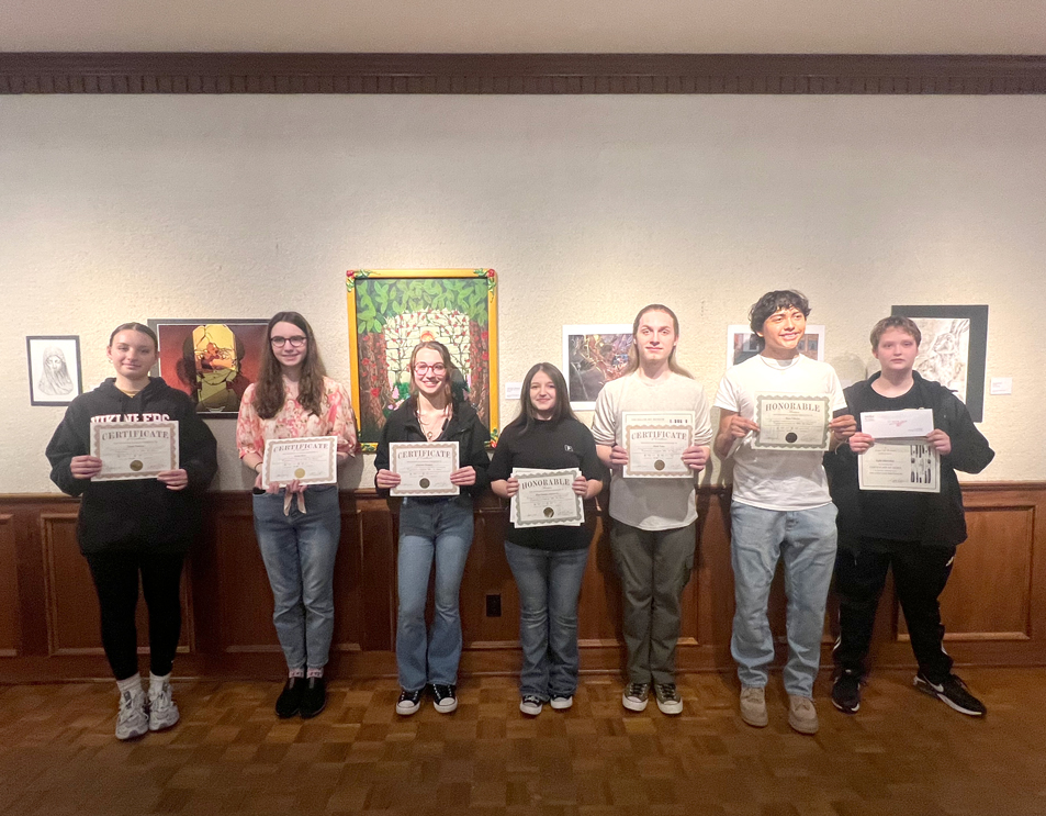 2025 Apr 18 Salon award winners group photo 1